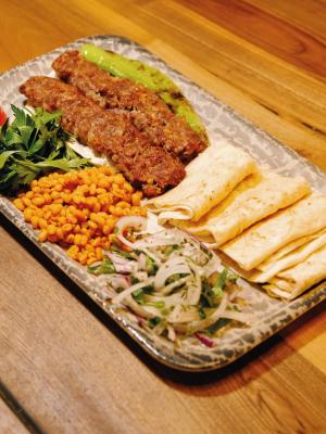 Acısız Kıyma (Urfa Kebap)