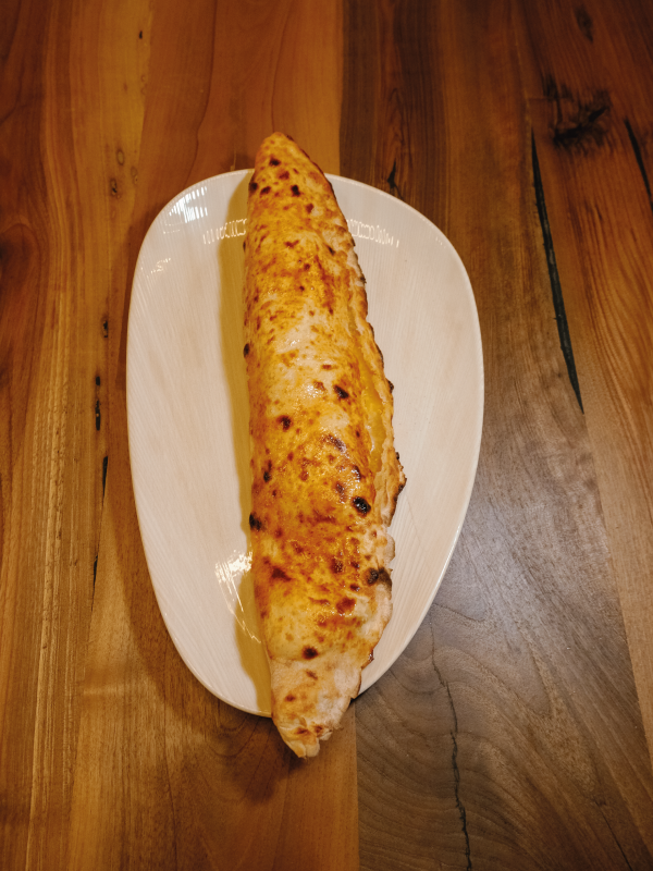 Kaşarlı Sucuklu Pide